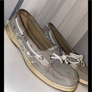 Sperry slip on shoes